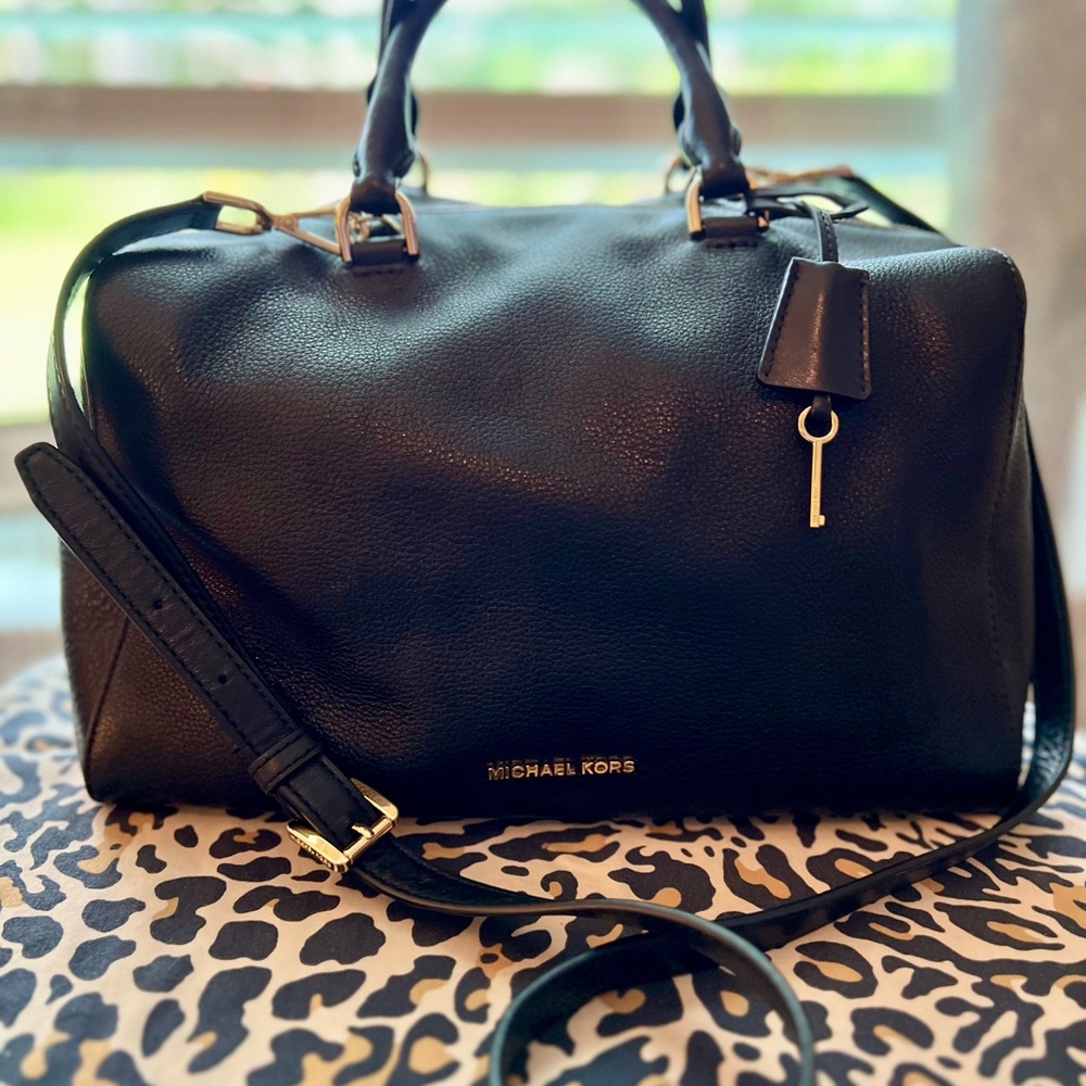 Authentic Michael Kors Leather Handbag